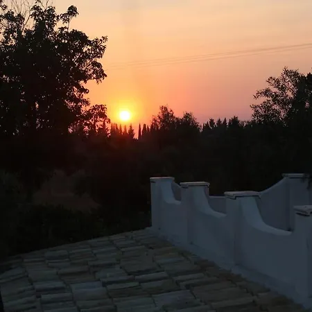 Augusta Holiday Villa *